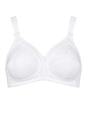 Doreen Non Wired Total Support Bra with Cotton C-G Image 2 of 3