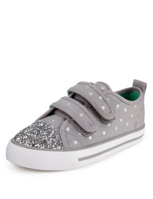 Younger hot sale girls trainers