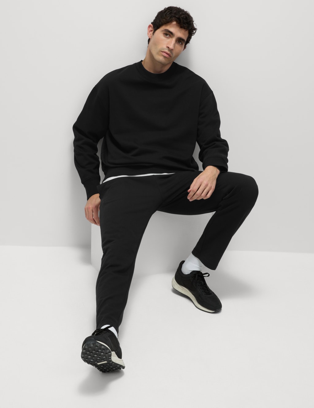 Joggers with long drawstring new arrivals