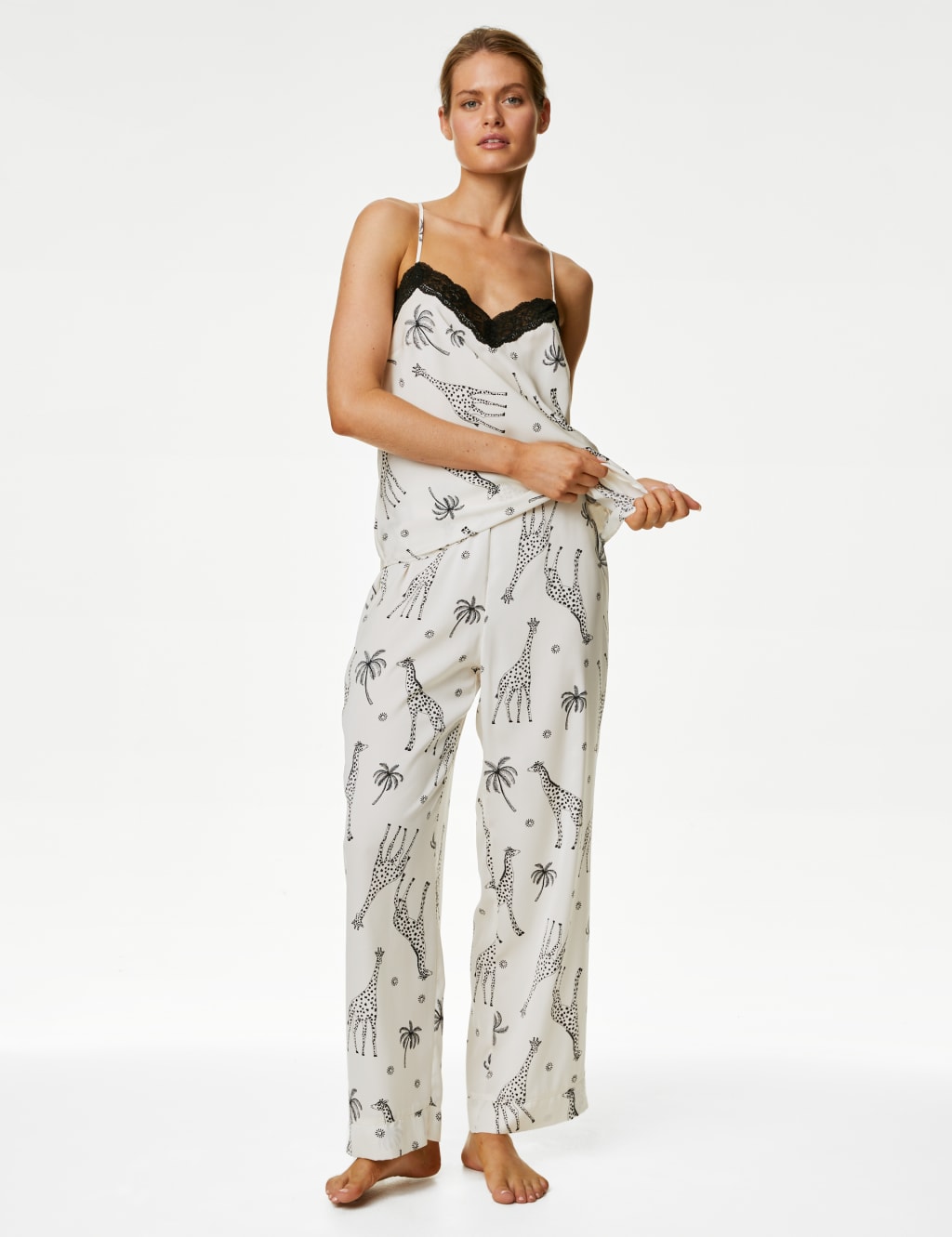 Giraffe silk pajamas hot sale
