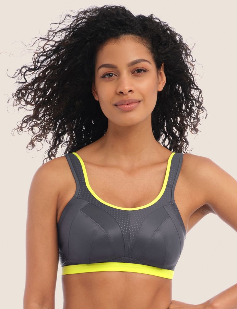 Dynamic Non Wired Sports Bra D-J 1 of 5
