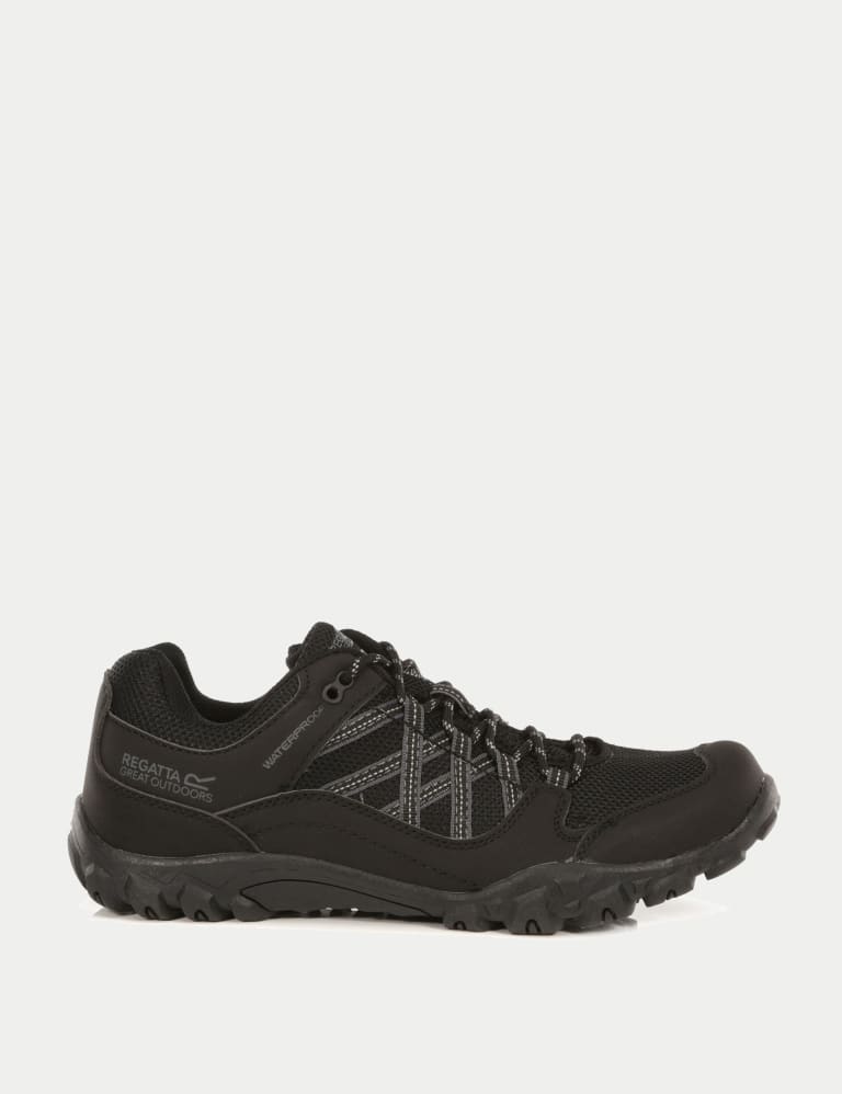 Edgepoint III Water Resistant Walking Shoes Regatta M S