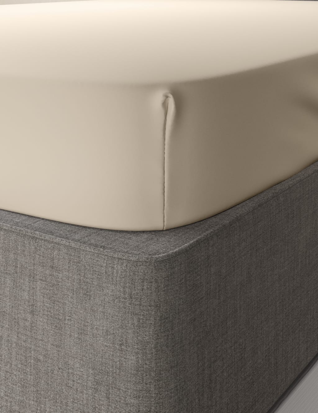 Egyptian Cotton 230 Thread Count Fitted Sheet 2 of 2