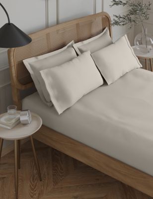 Egyptian Cotton 230 Thread Count Flat Sheet Image 1 of 2