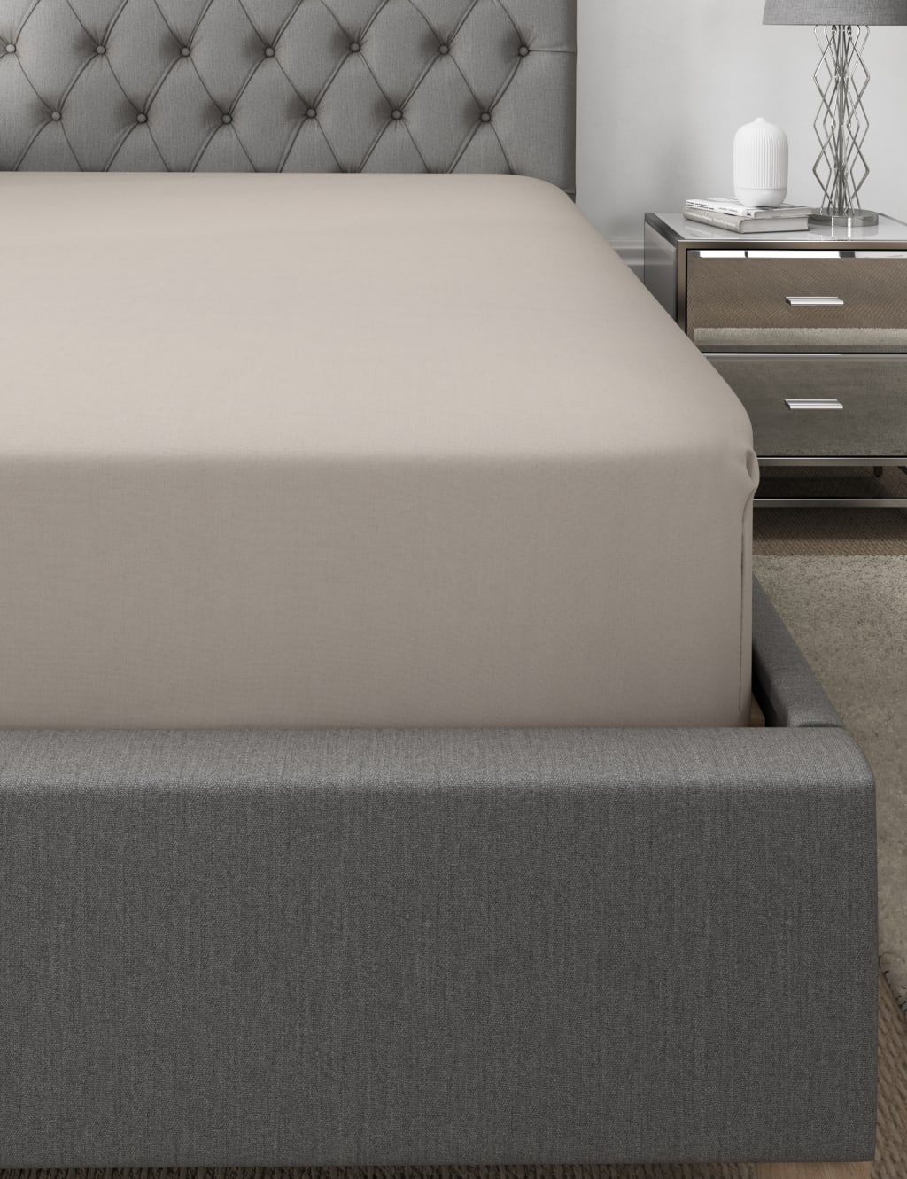 Egyptian Cotton Extra Deep Fitted Sheet 1 of 3
