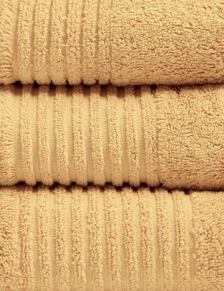 Egyptian Cotton Luxury Towel 4 of 8