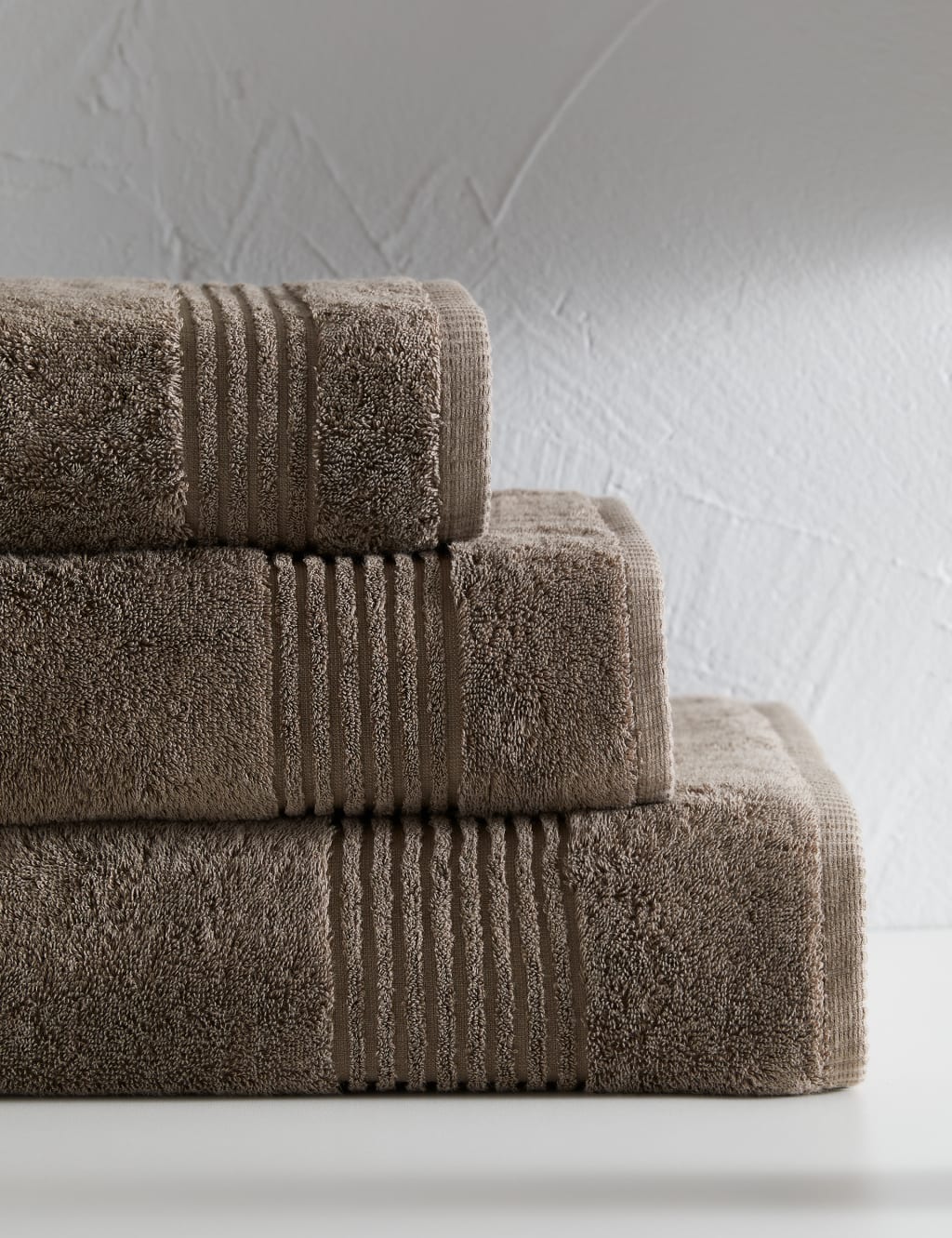 Egyptian Cotton Luxury Towel 2 of 8