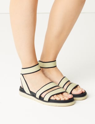 Elastic strappy sandals hot sale