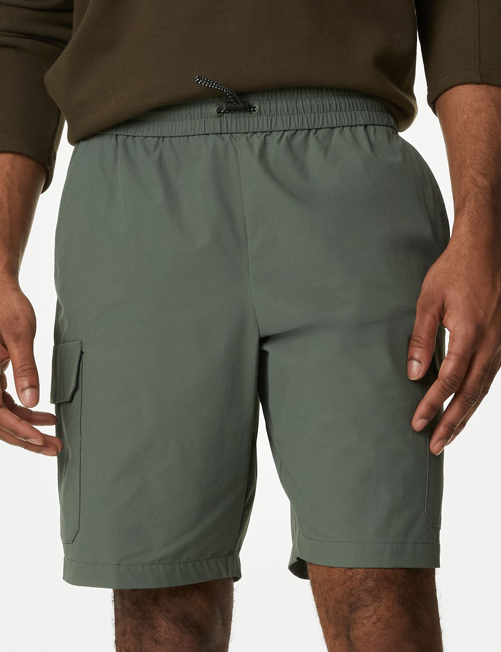 Elasticated Waist Stretch Cargo Shorts with Stormwear™ 2 of 7