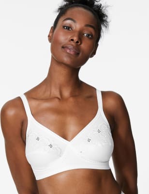 Buy Marks & Spencer White Total Support Non Wired Floral Embroidered  Crossover Full Cup Bra B G 8020 - Bra for Women 1007791