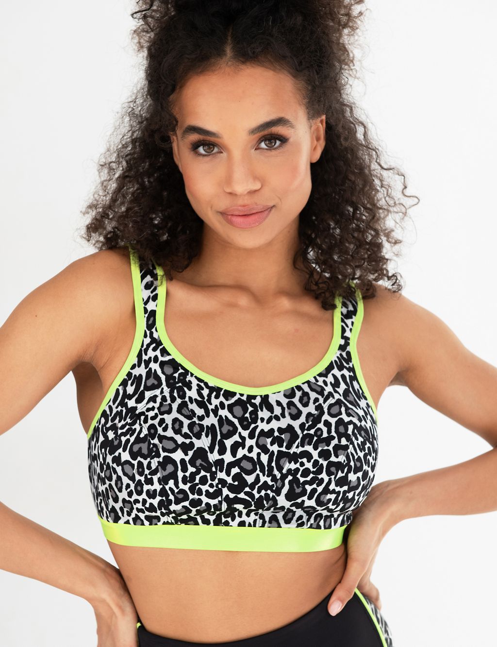 Energy Strive Non Wired Sports Bra D-FF 3 of 6