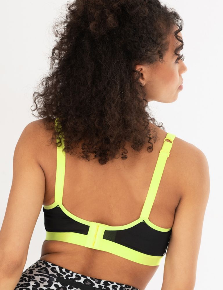 Energy Strive Non Wired Sports Bra D-FF 4 of 6