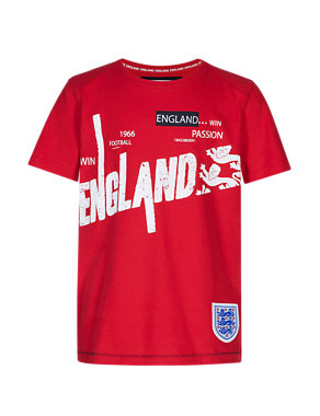 England FA Pure Cotton 3 Lions T-Shirt (5-14 Years) Image 2 of 4