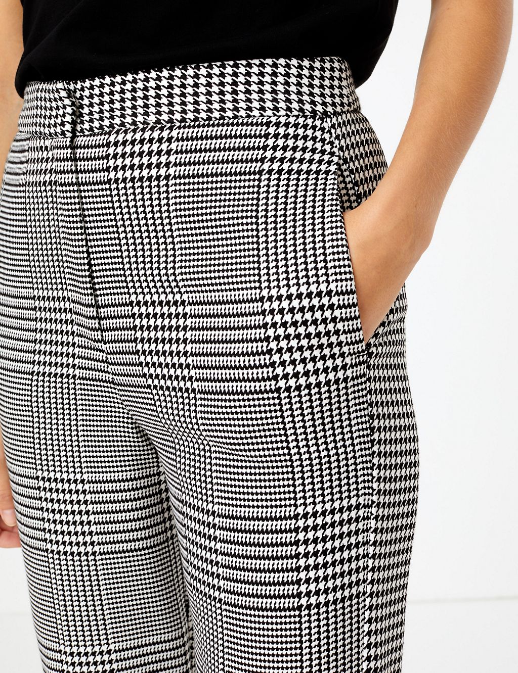 Evie Dogtooth Straight Leg 7/8th Trousers 2 of 5