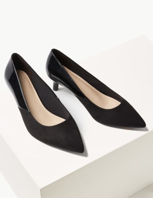 Extra wide fit shoes marks hot sale and spencer