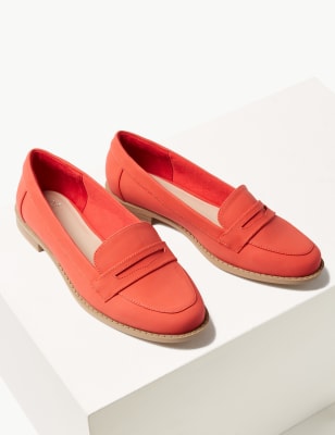 extra wide loafers womens