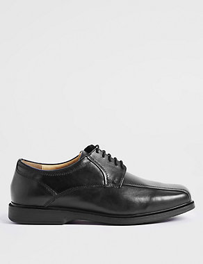 Extra Wide Leather Shoes with Airflex™ Image 2 of 6