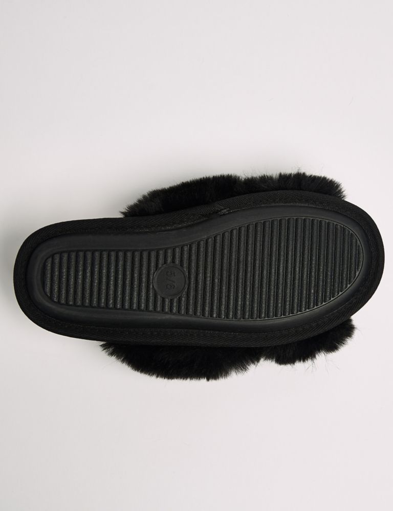 Faux Fur Heart Crossover Slider Slippers 5 of 5