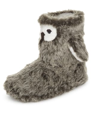 Fuzzy best sale owl slippers