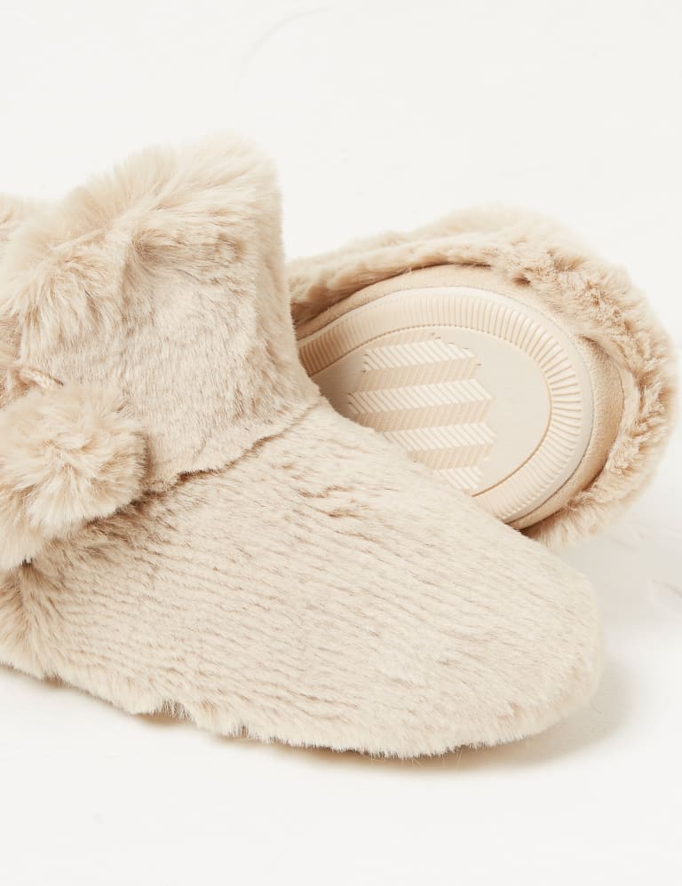 Pom pom clearance slipper boots