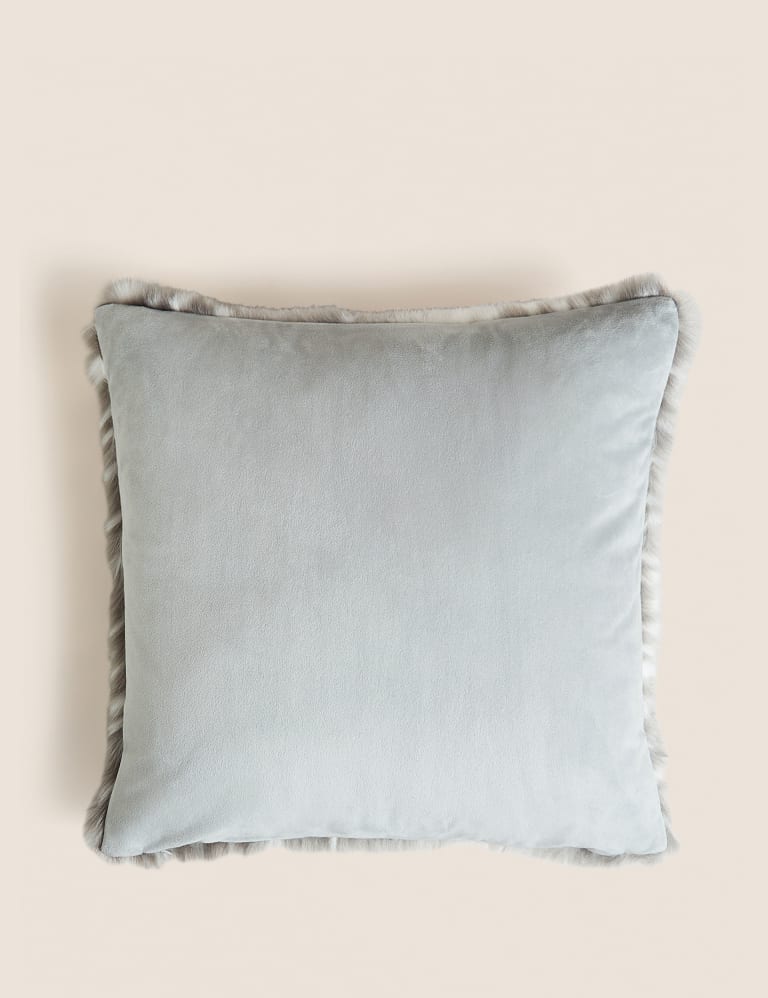 Marks and sale spencer grey cushions