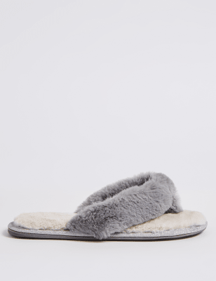 fluffy thong slippers uk