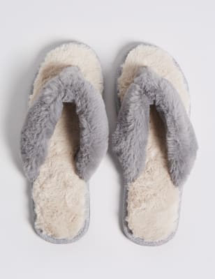 thong furry slippers