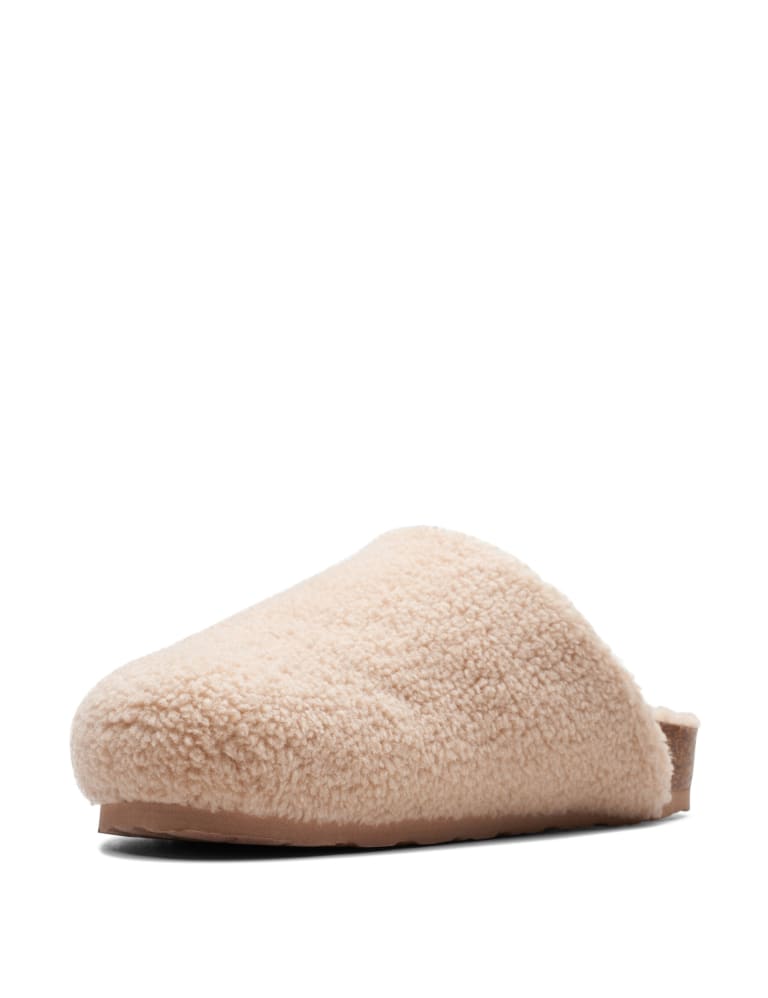 Clarks mule slippers online