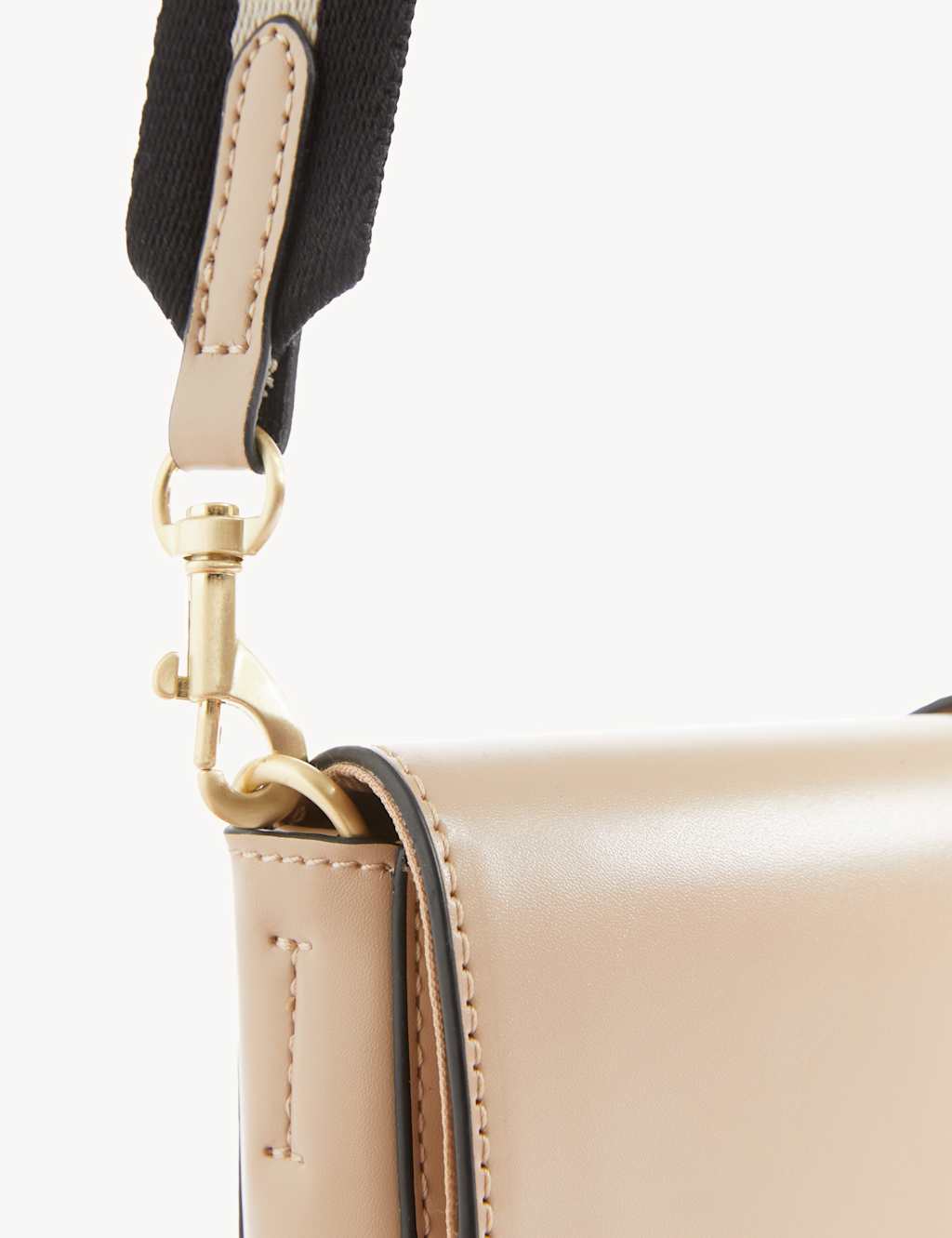 Faux leather Cross Body Bag 2 of 5