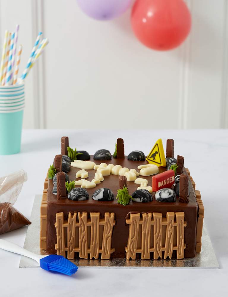 M&s on sale wedding cakes