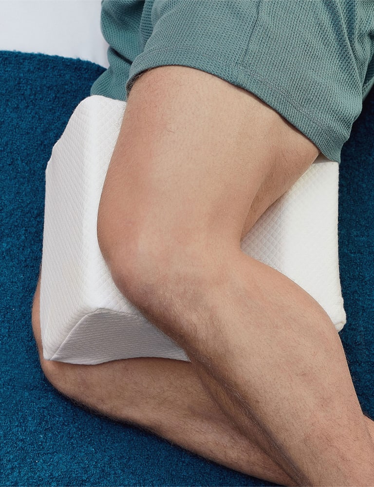 Bed bath beyond knee pillow hot sale