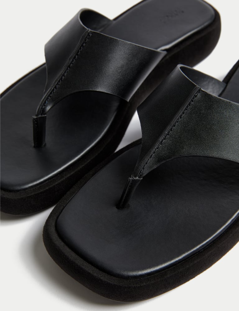 Flatform Toe Thong Sandals 3 of 3