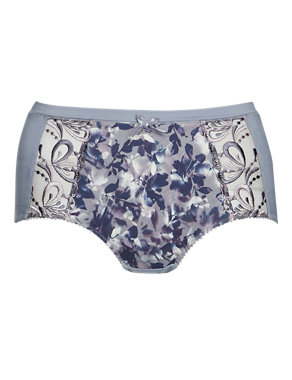 Flatter-Me™ Orchid Embroidered Shorts Image 2 of 3