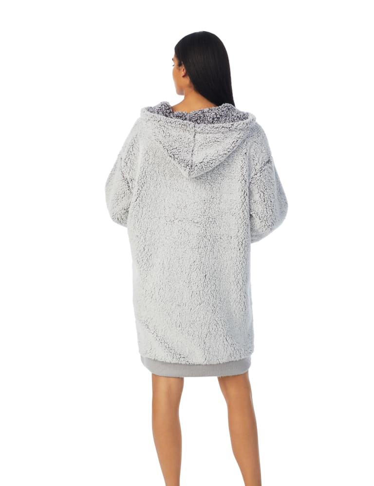 Zip up robe with hood 2025