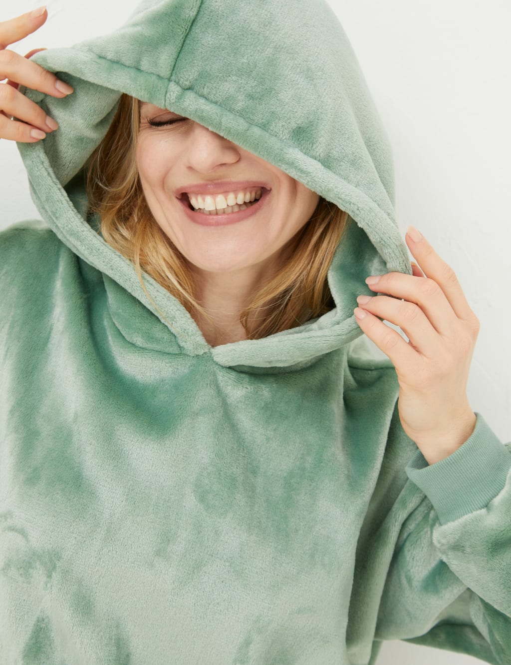 Longline hoodies store