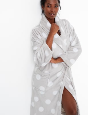 White fleece dressing store gowns