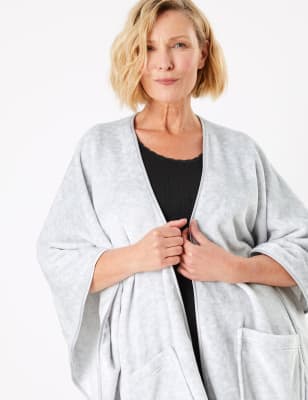 Short fleece shop dressing gown