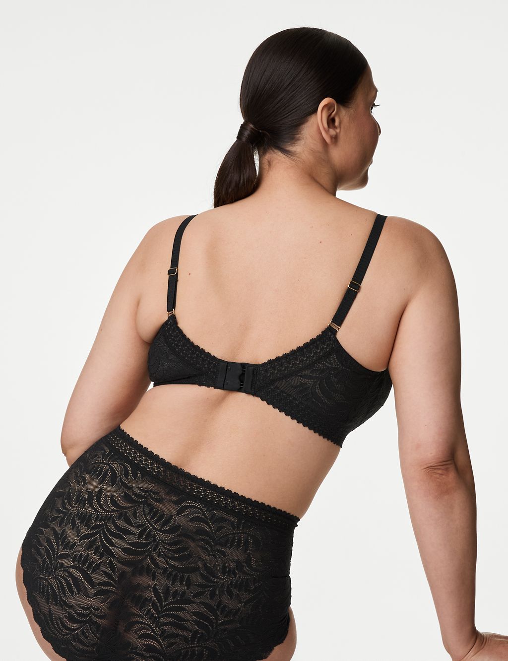 Flexifit™ Lace Non Wired Post Surgery Bra A-E 6 of 7