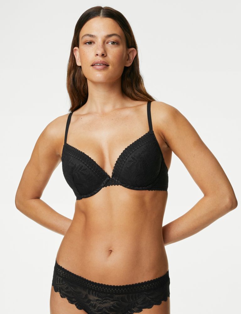 Flexifit™ Lace Wired Push-Up Bra A-E 1 of 7