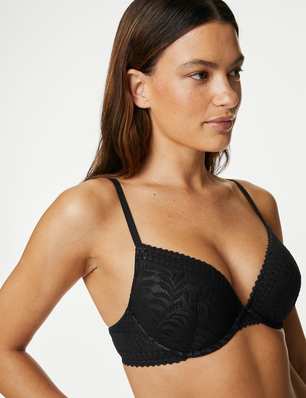 Flexifit™ Lace Wired Push-Up Bra A-E 2 of 7