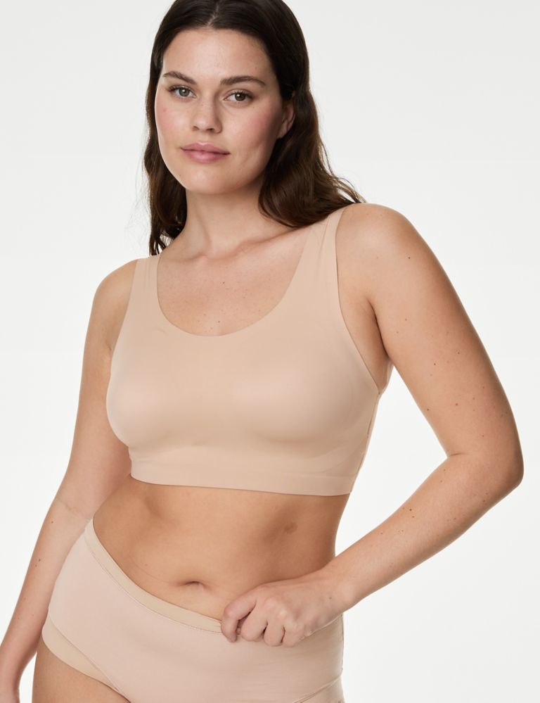 Flexifit™ Non Wired Crop Top 3 of 6