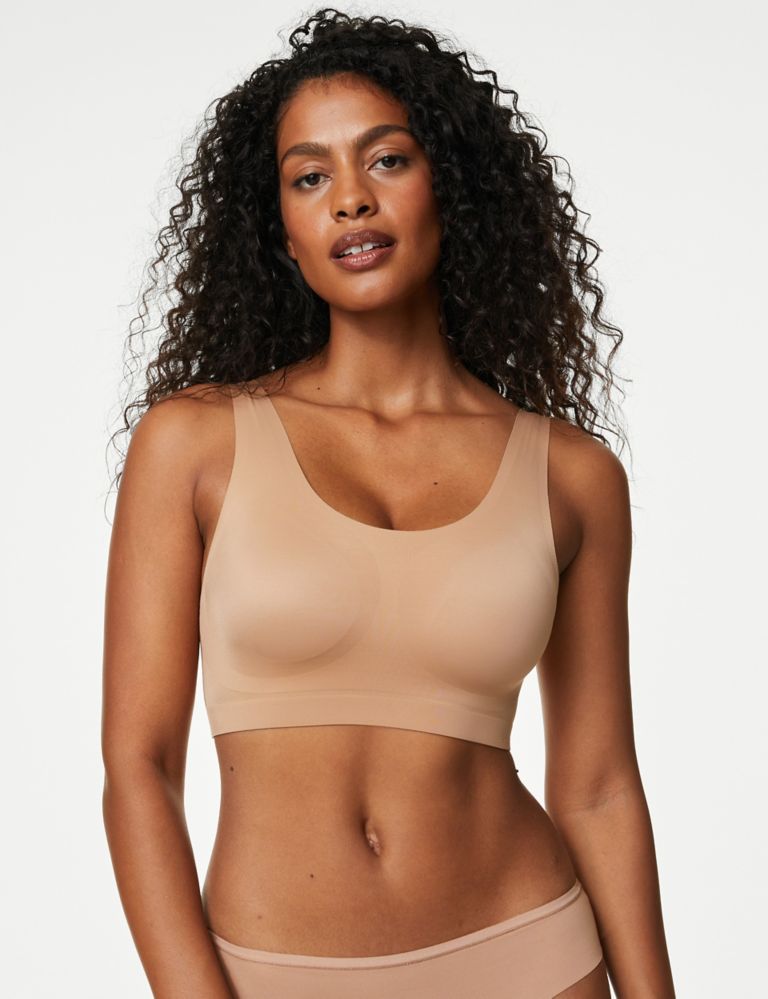 Flexifit™ Non Wired Crop Top 1 of 5