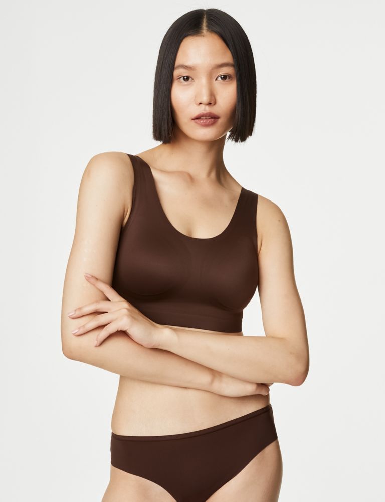 Flexifit™ Non Wired Crop Top 3 of 9