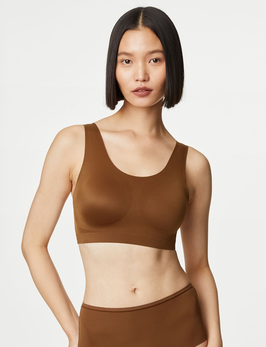 Flexifit™ Non Wired Crop Top 2 of 8