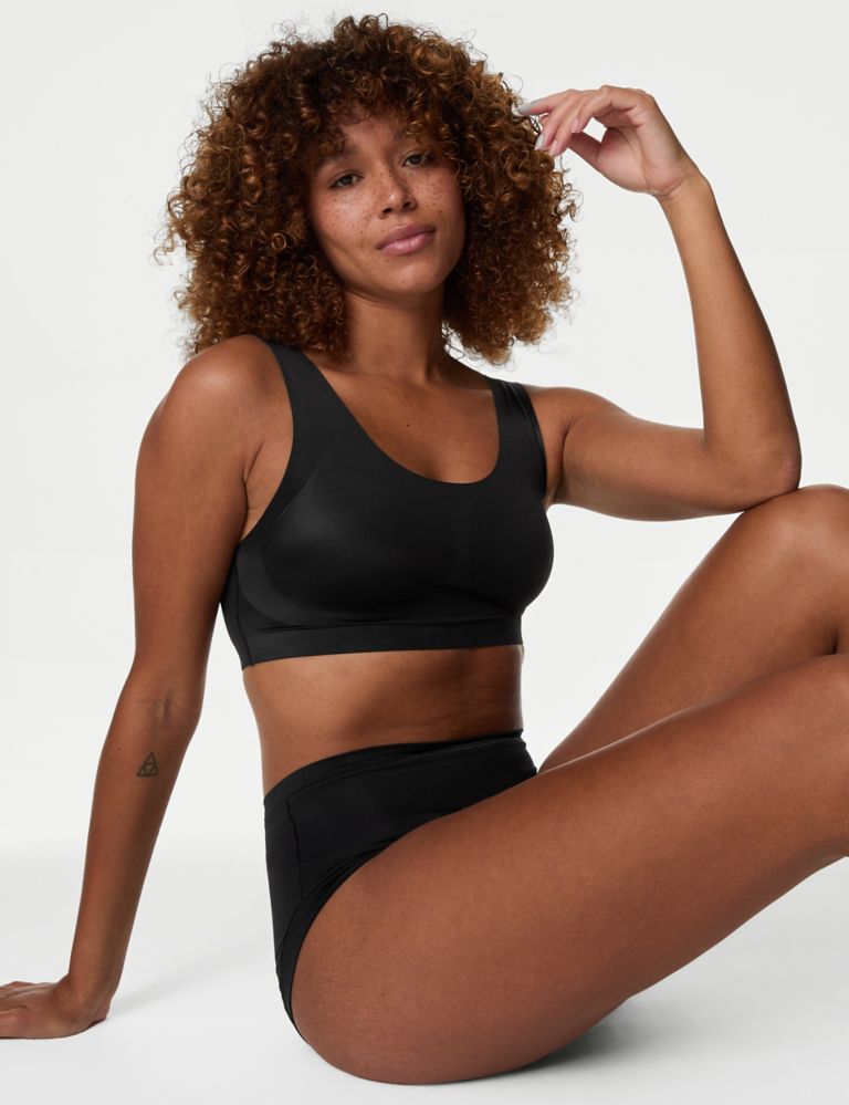 Flexifit™ Non Wired Crop Top 5 of 6