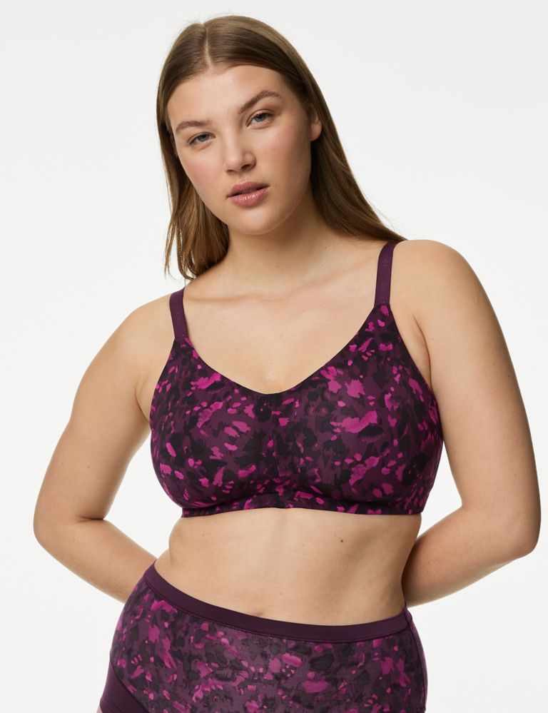 Taking Shape Wirefree Cotton Support Bra In Rose Print