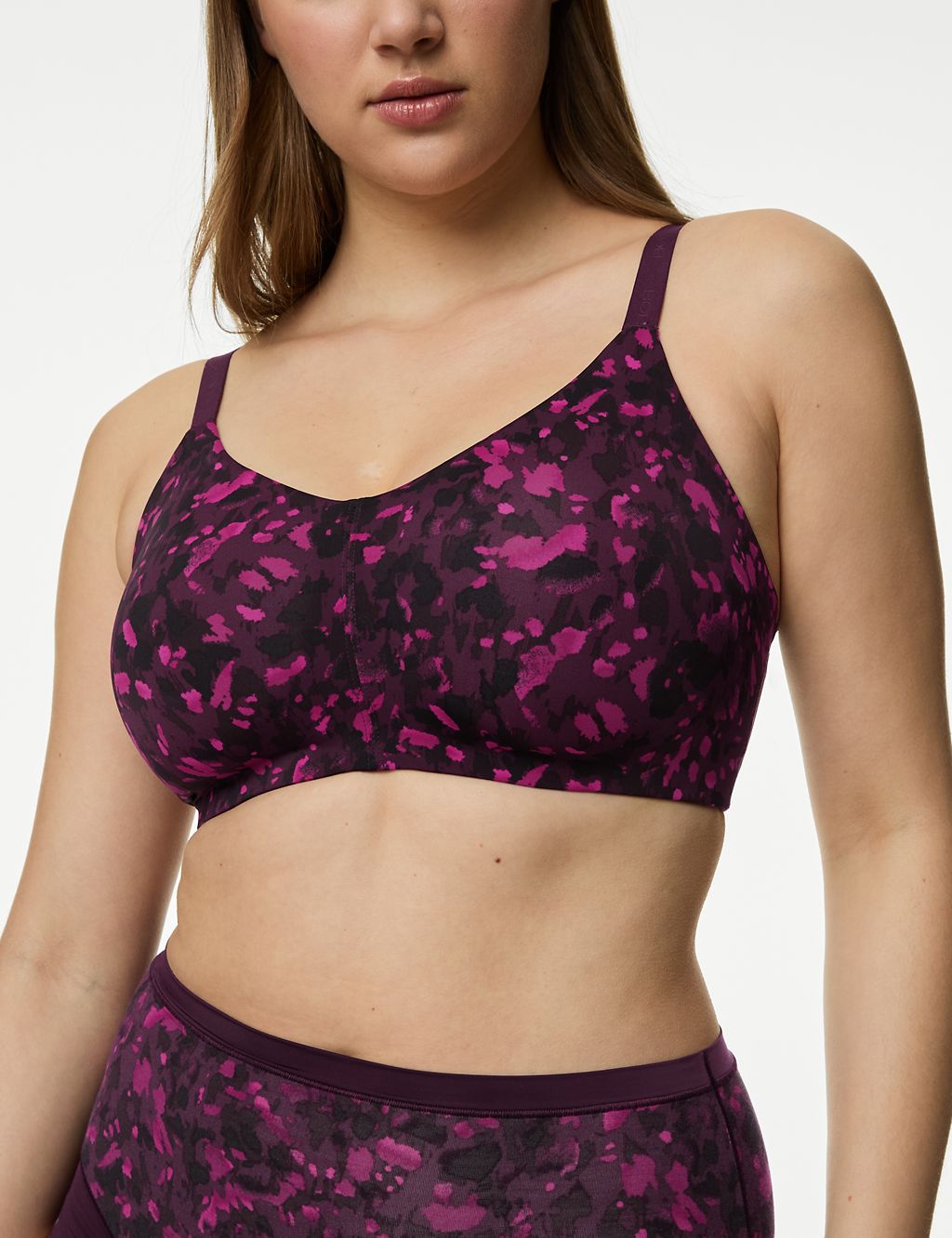 Flexifit™ Non Wired Full Cup Bra (F-H) 2 of 8
