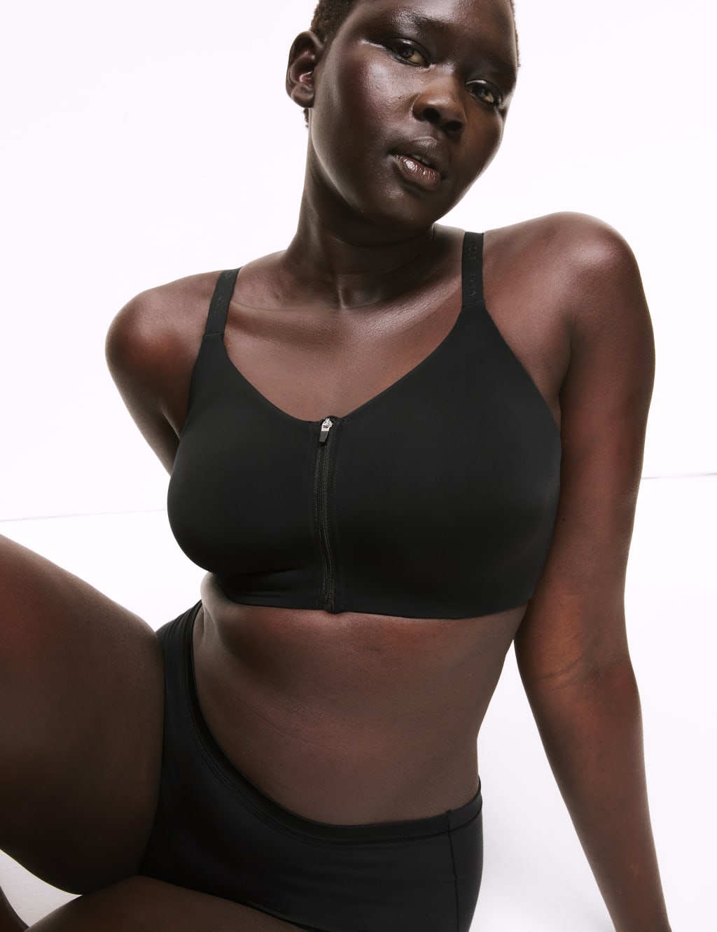 Flexifit™ Non Wired Full Cup Bra A-E 2 of 9