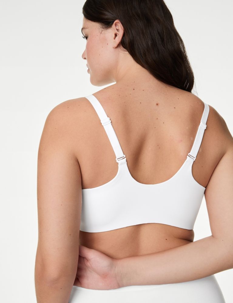 Flexifit™ Non Wired Full Cup Bra A-E 5 of 9