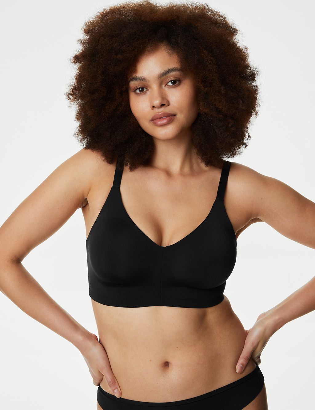Flexifit™ Non Wired Full Cup Bra A-E 3 of 9